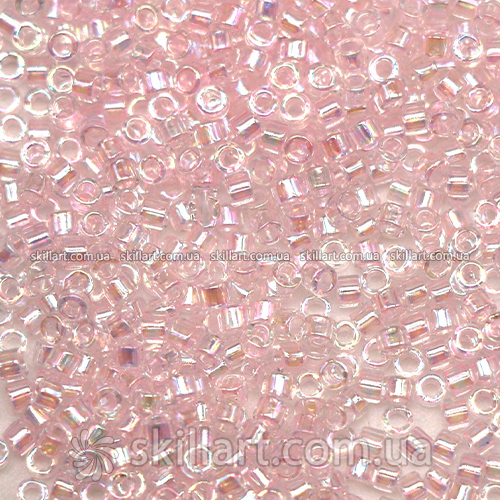 Бисер DB-82 Miyuki Delica Beads 11/0 (прозрачный радужный, розовато бледный)